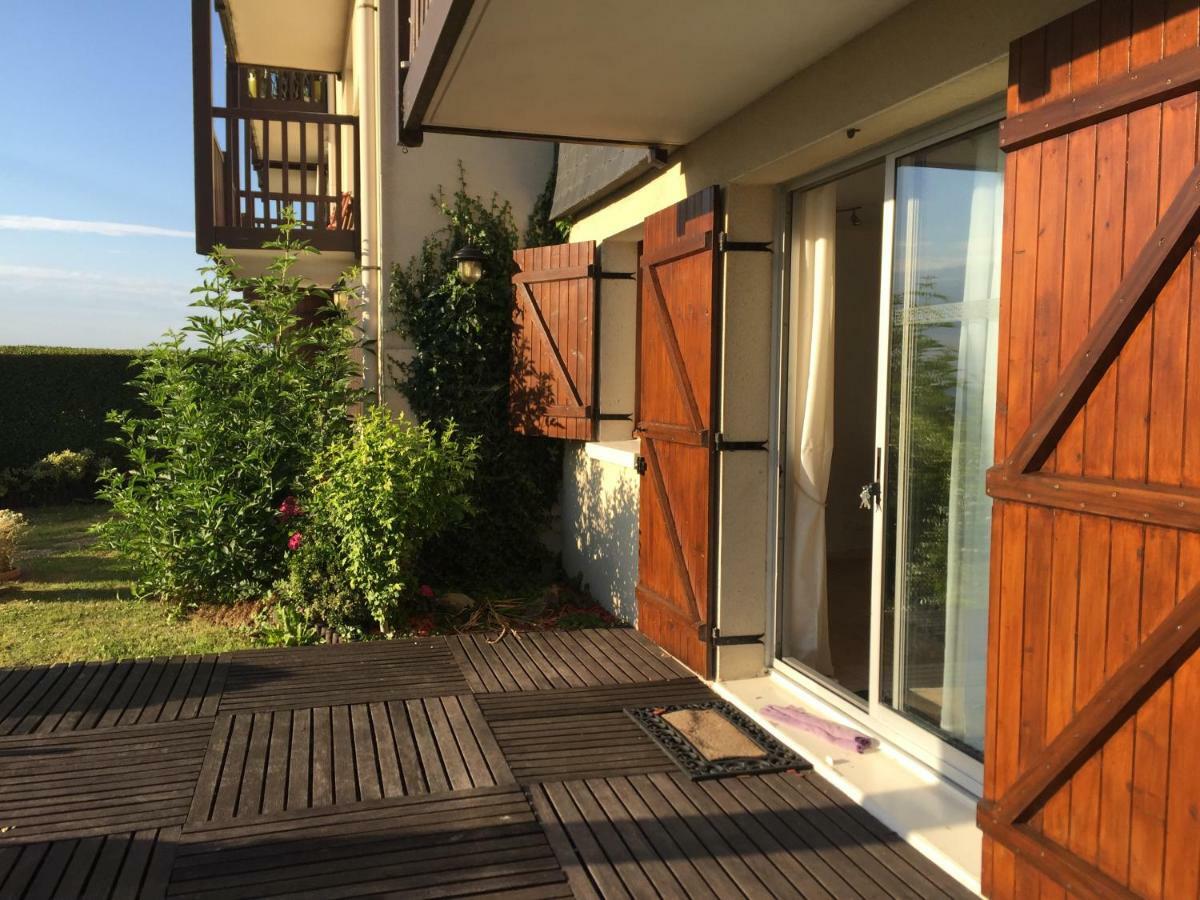 Grand Rez De Jardin-Terrasse Avec Vue Sur La Mer - 2 Chambres Blonville-sur-Mer Ngoại thất bức ảnh